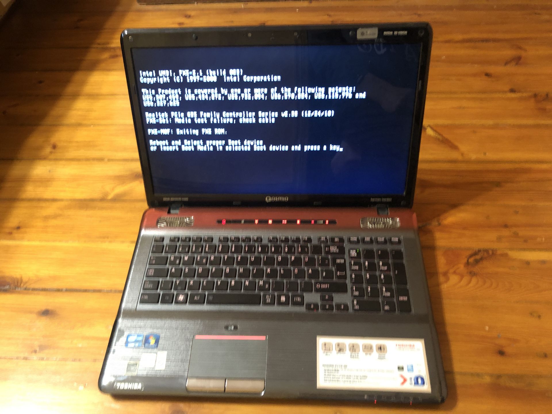 ноутбук TOSHIBA QOSMIO X770 3D - фото фото фото 6