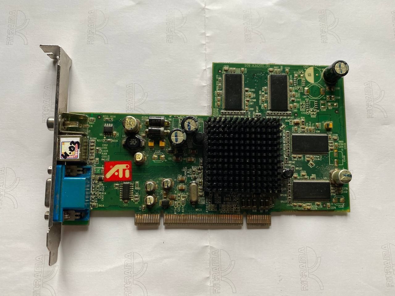 ATI Radeon 9250 9200 PCI робоча раритетна лакована - фото фото фото 1