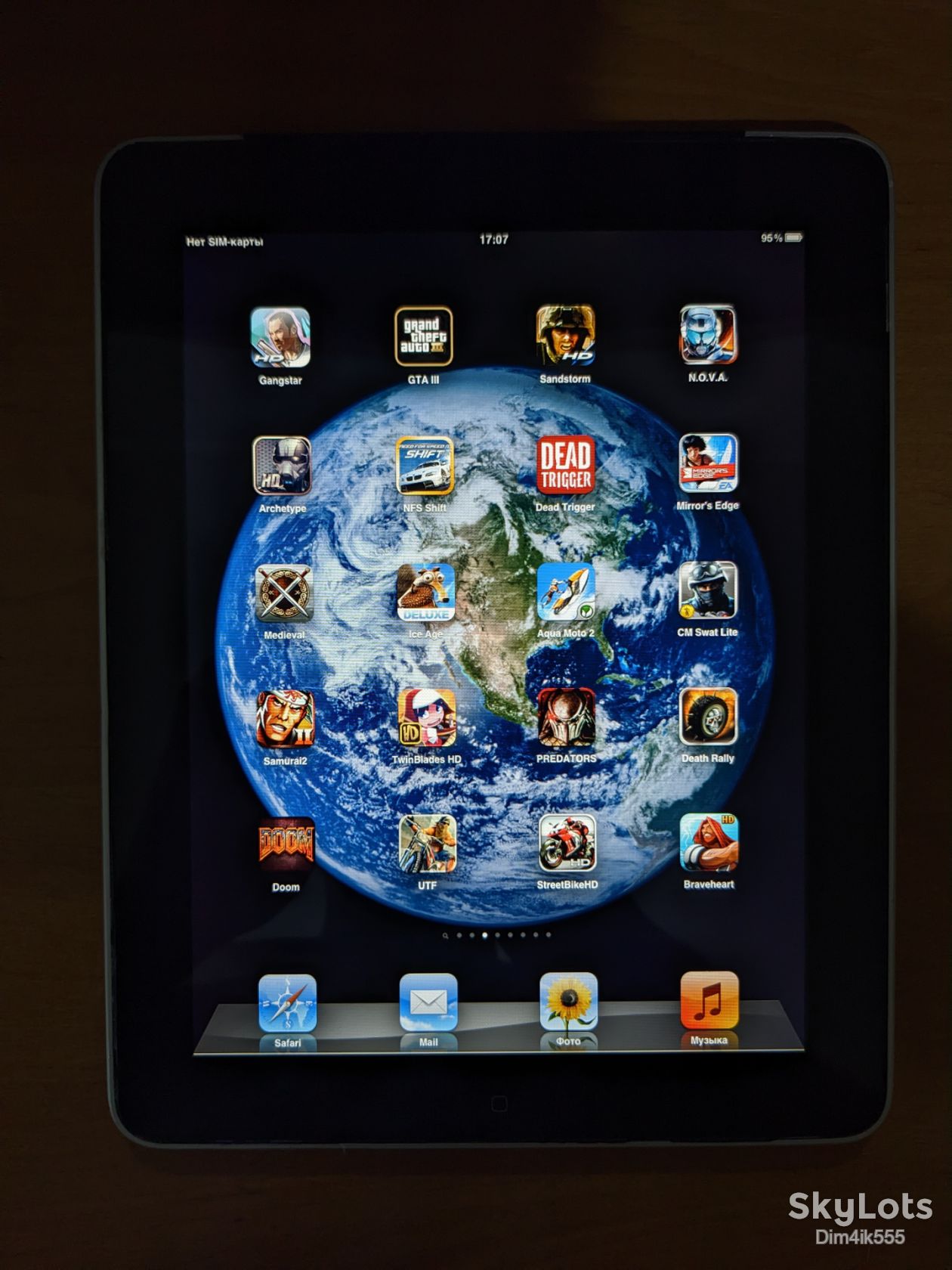 Планшет Apple iPad A1337 16GB Wi-Fi+3G + кабель зарядки - фото фото фото 1