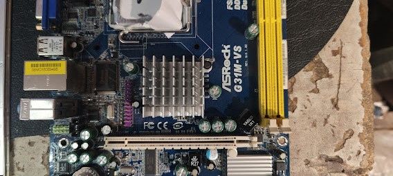 Мат. плата ASRock G31M-VS LGA775 G31 PCI-E+SVGA+LAN SATA MicroATX 2DDR2 № 242905105 - фото фото фото 1