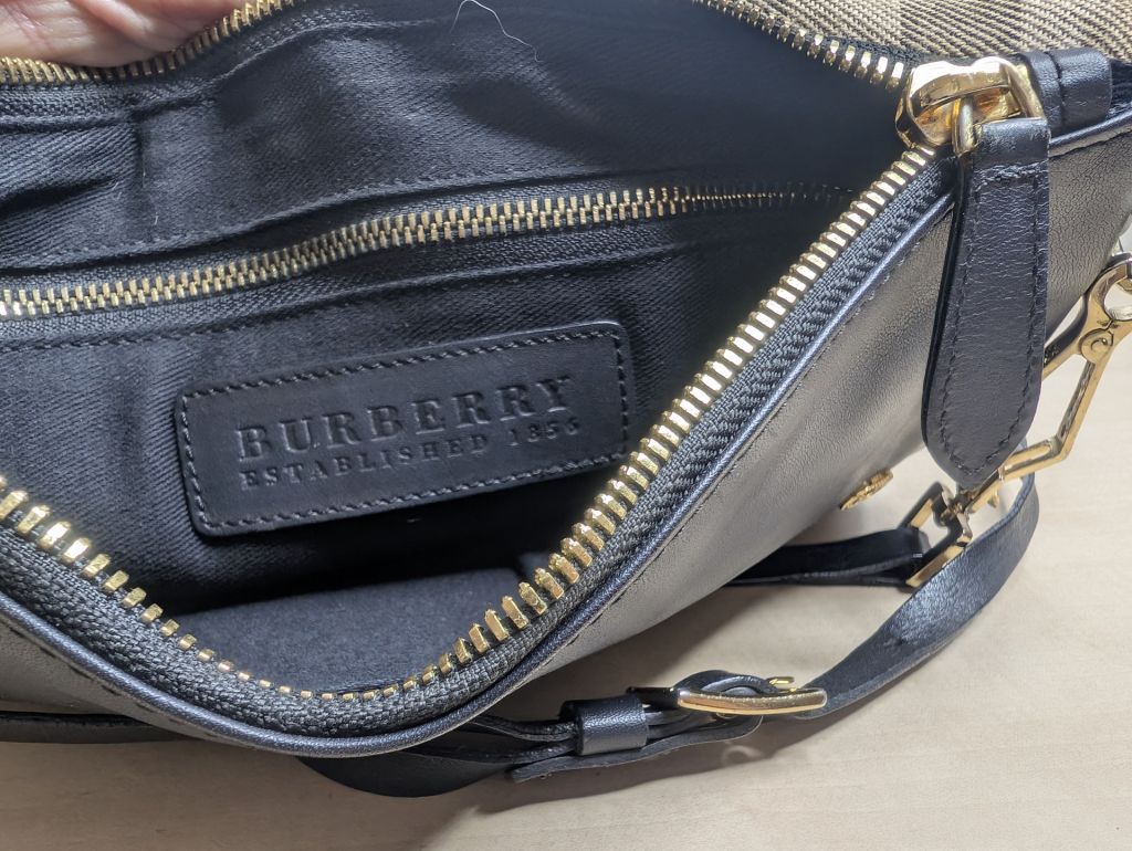 Сумка-трансформір жіноча Burberry. Натуральна шкіра + канвас. - фото фото фото 6