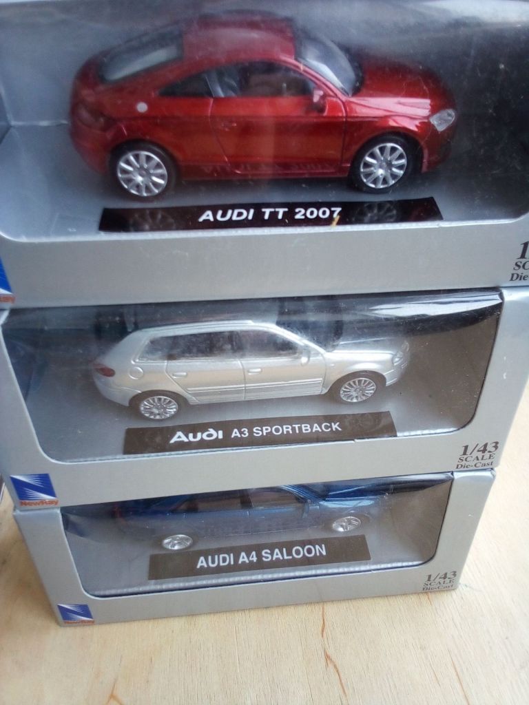 New Ray моделі 1:43 Audi Fiat Jaguar BMW - фото фото фото 10