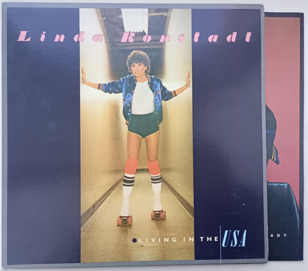 LINDA RONSTADT Living In The USA LP EX-/EX - фото фото фото 0