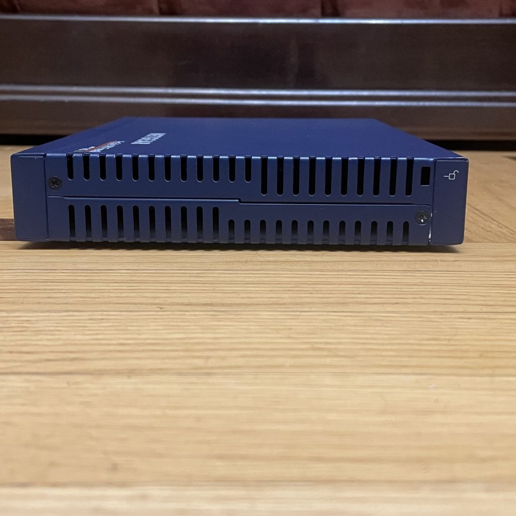 Роутер Комутатор свитч 8 портів Netgear FVS338 - фото фото фото 5