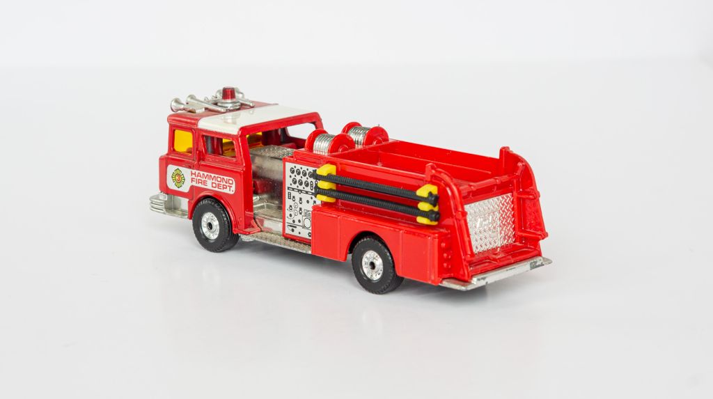 1:50 Mack CF Fire Pumper, CORGI #2029 Gt.Britain 1980 - фото фото фото 1