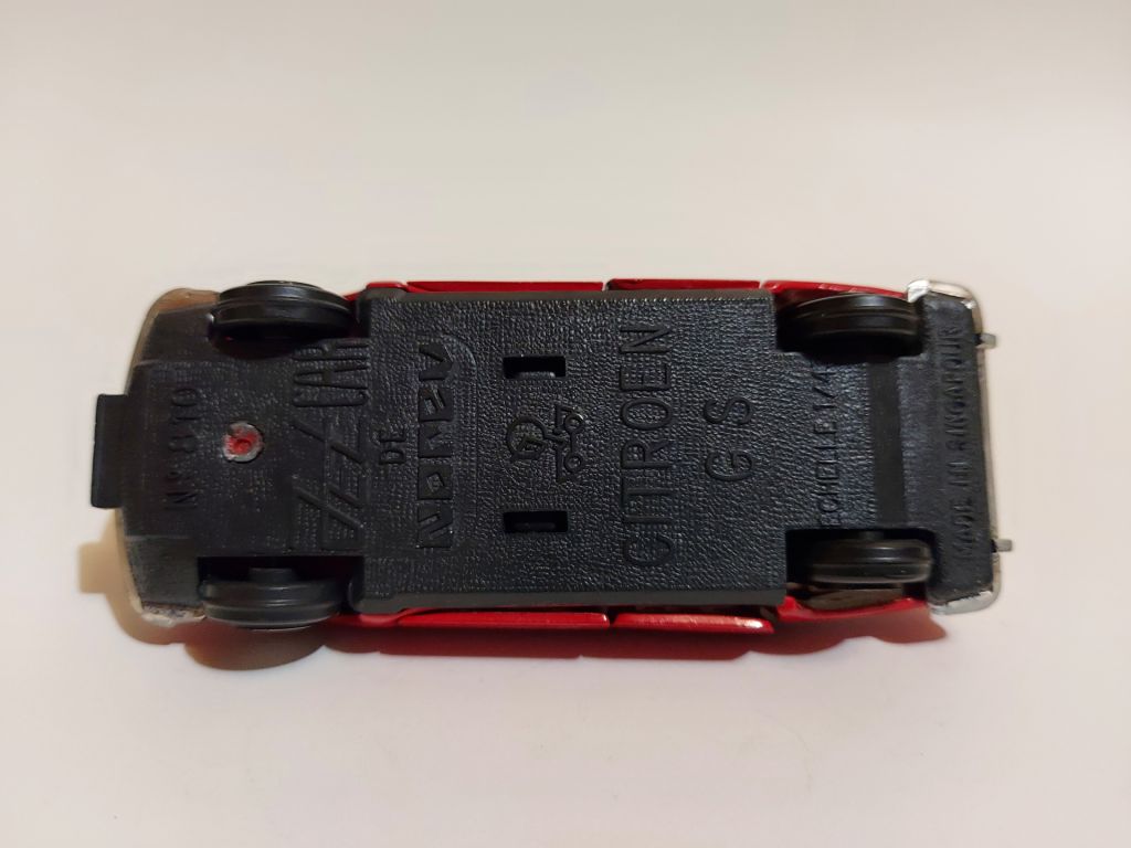 Norev  (Made in Singapour) 1:43 Citroen GS - фото фото фото 6
