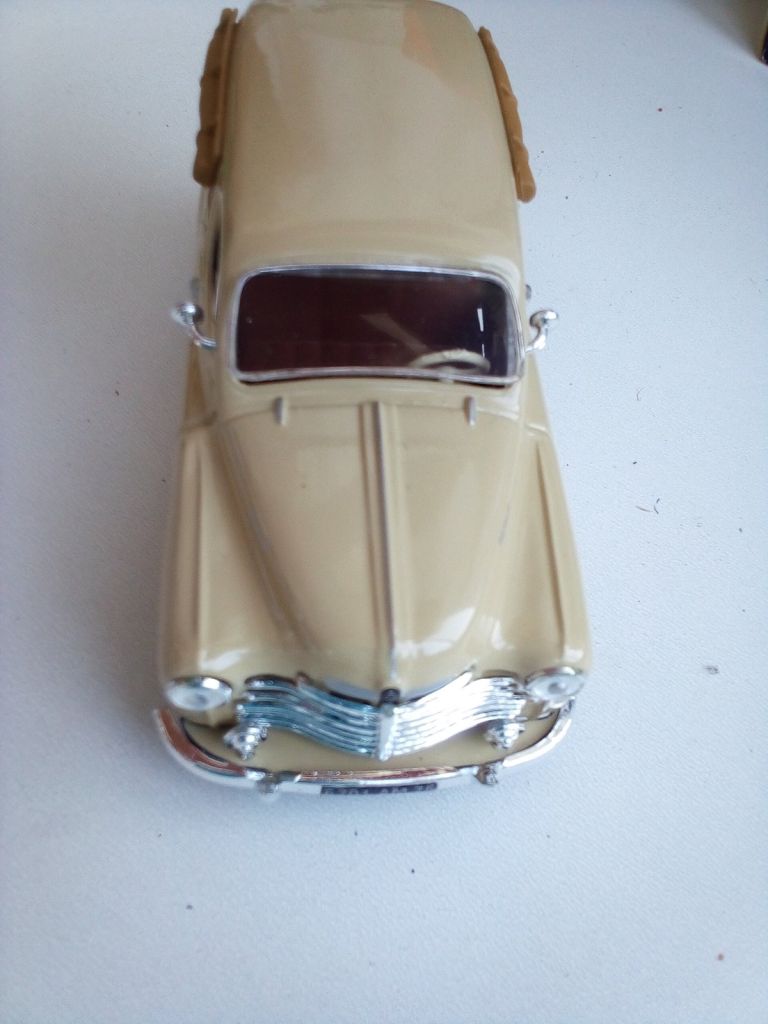 Vitesse 1/43 - Renault Colorale Savane Beige 1950 - фото фото фото 5