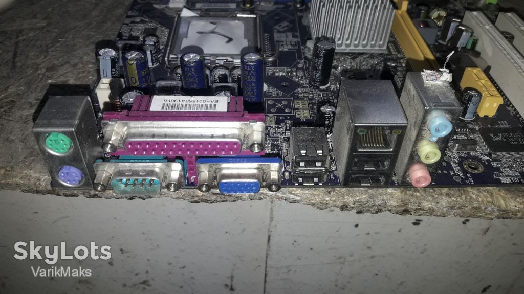Мат. плата Foxconn 6627MA-RS2H LGA775 PCI-E+SVGA+GbLAN SATA MicroATX 2DDR2 - фото фото фото 2