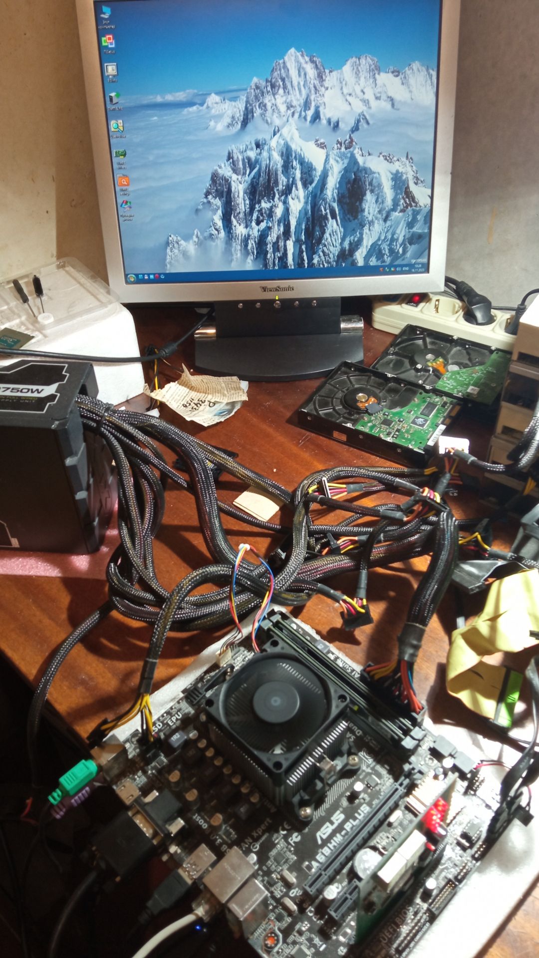 Материнская плата Asus A68HM-PLUS                                (sFM2/FM2+, AMD A68H, PCI-Ex16) - фото фото фото 3