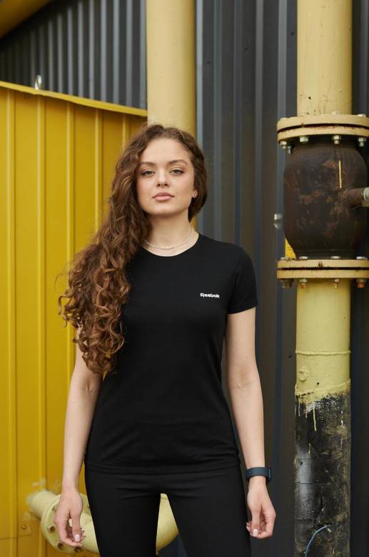 Женская футболка Reebok черная - фото фото фото 0