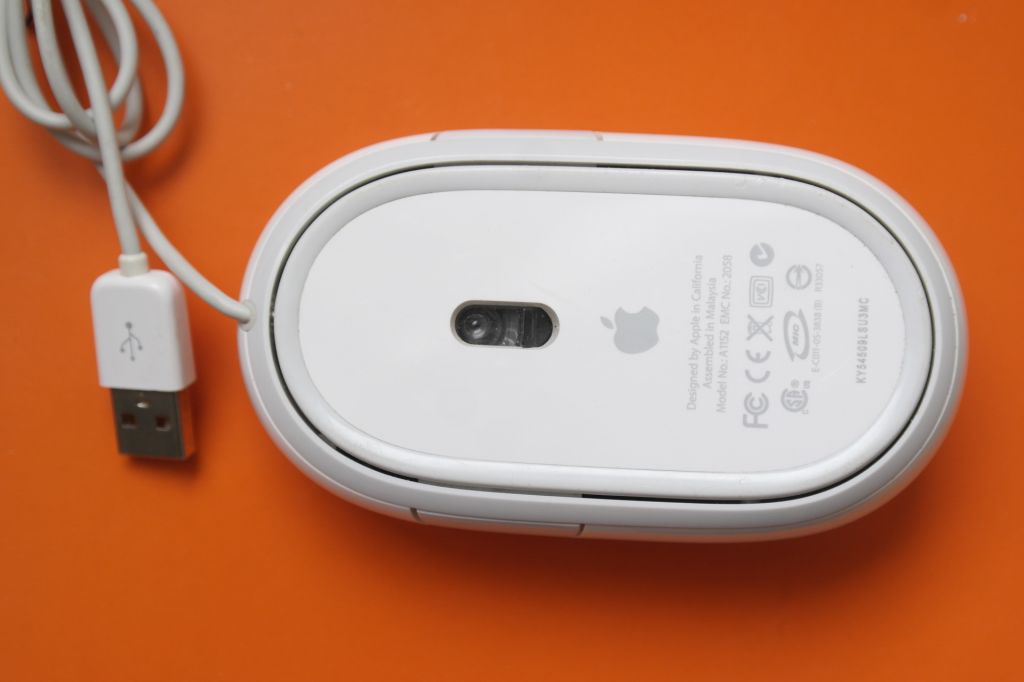 Мышь Apple Mighty Mouse A1152 USB - фото фото фото 1