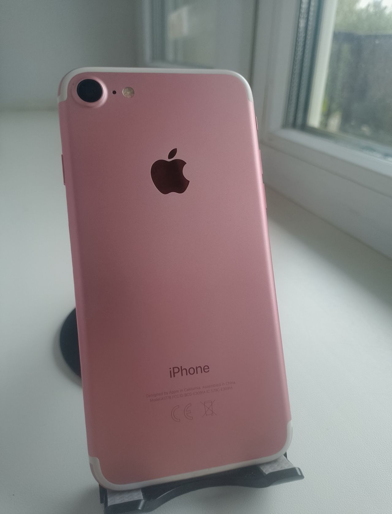 Apple iPhone 7 Rose Gold  (A1778) від 1грн - фото фото фото 5