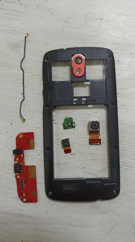 Htc Desire 500 На запчастини - фото фото фото 0