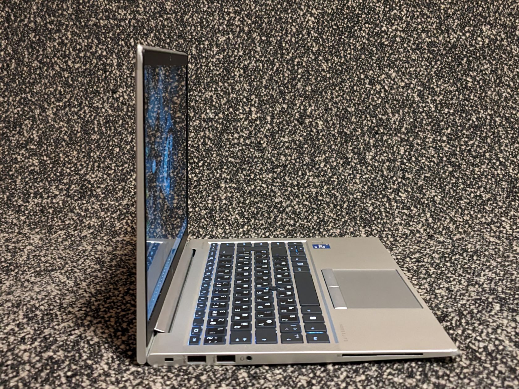 HP EliteBook 840 g8 • Intel®Core™ i7-1185G7|16|512|Intel®Iris Xe Graphics - фото фото фото 4