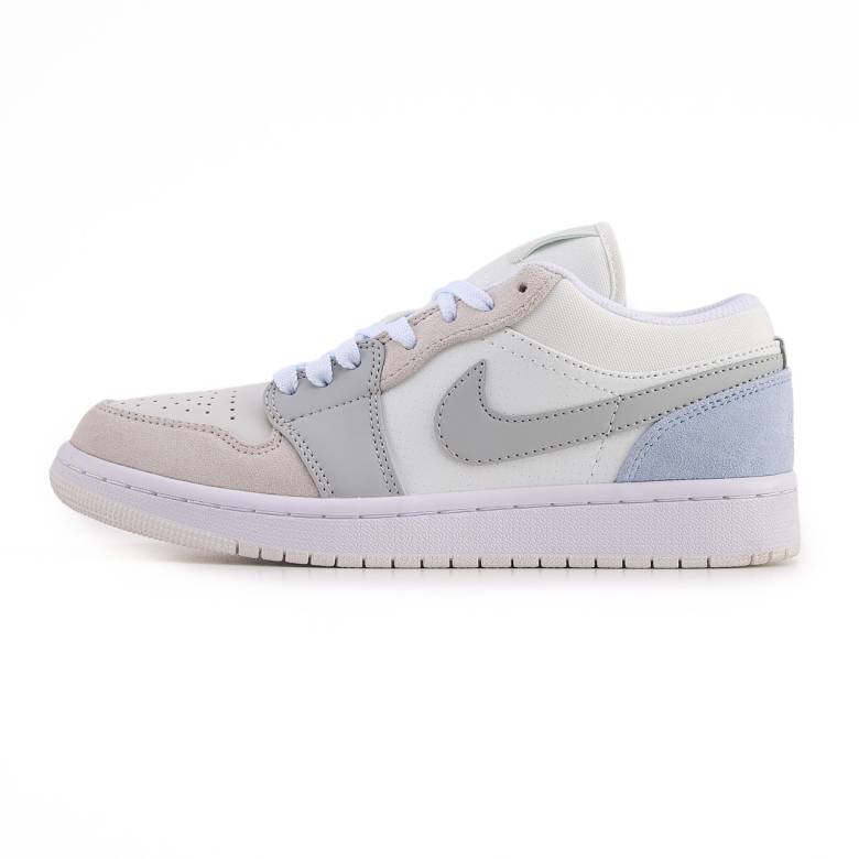Nike Air Jordan Retro 1 Low Paris 38 - фото фото фото 0