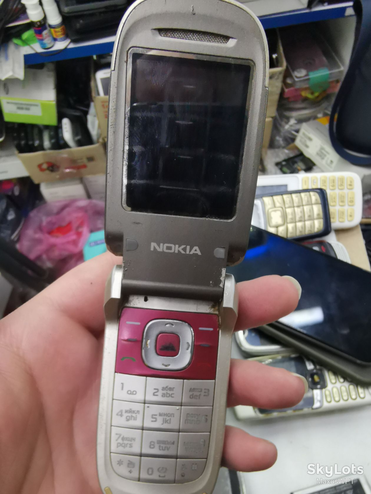 #2040 sklad Nokia 2760 red - фото фото фото 1