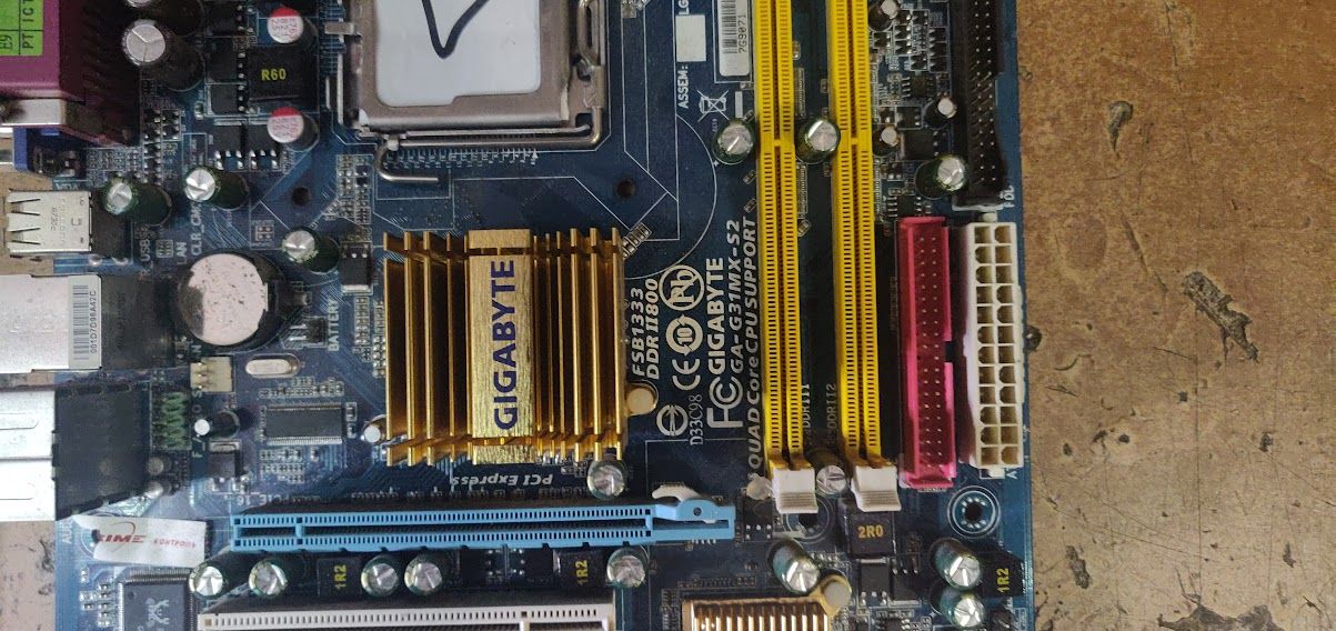 Мат. плата Gigabyte GA-G31MX-S2 rev1.0 LGA775 G31 PCI-E+SVGA+GbLAN SATA MicroATX 2DDR2 № 222705 - фото фото фото 1
