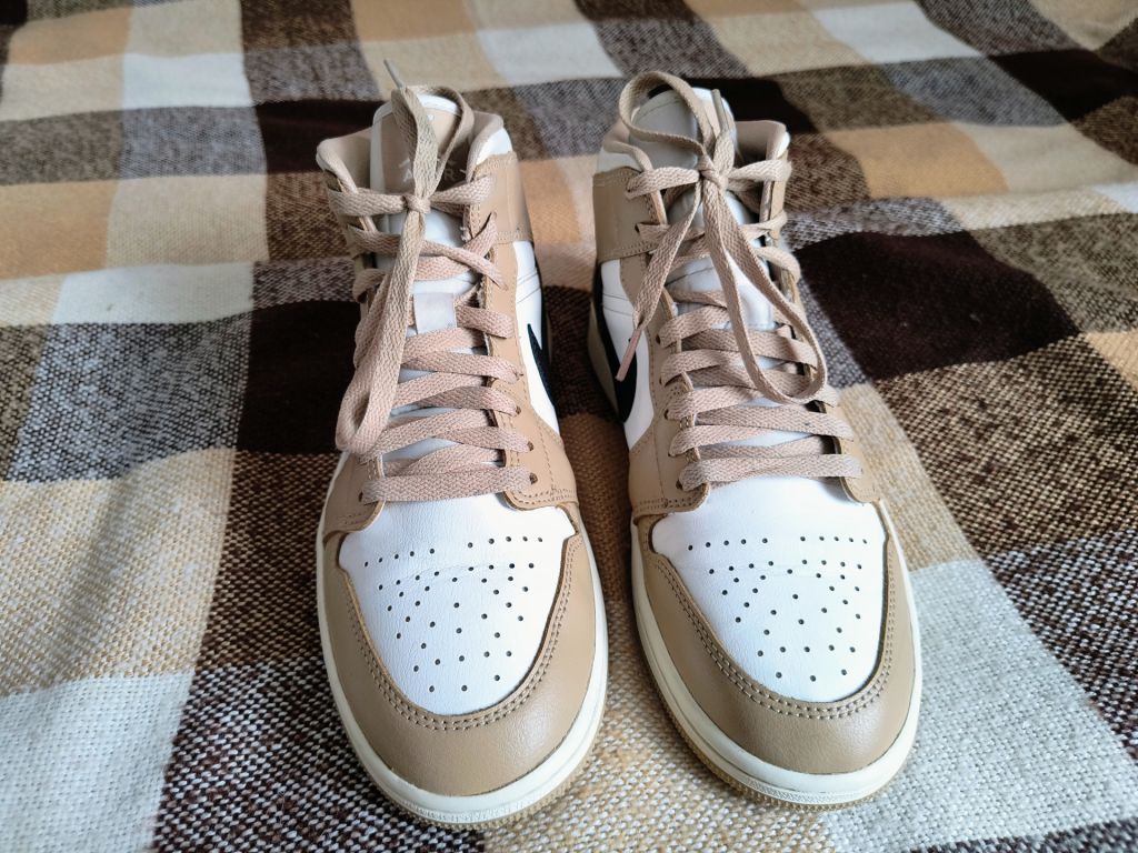 Кросівки Nike Air Jordan 1 Mid - фото фото фото 2