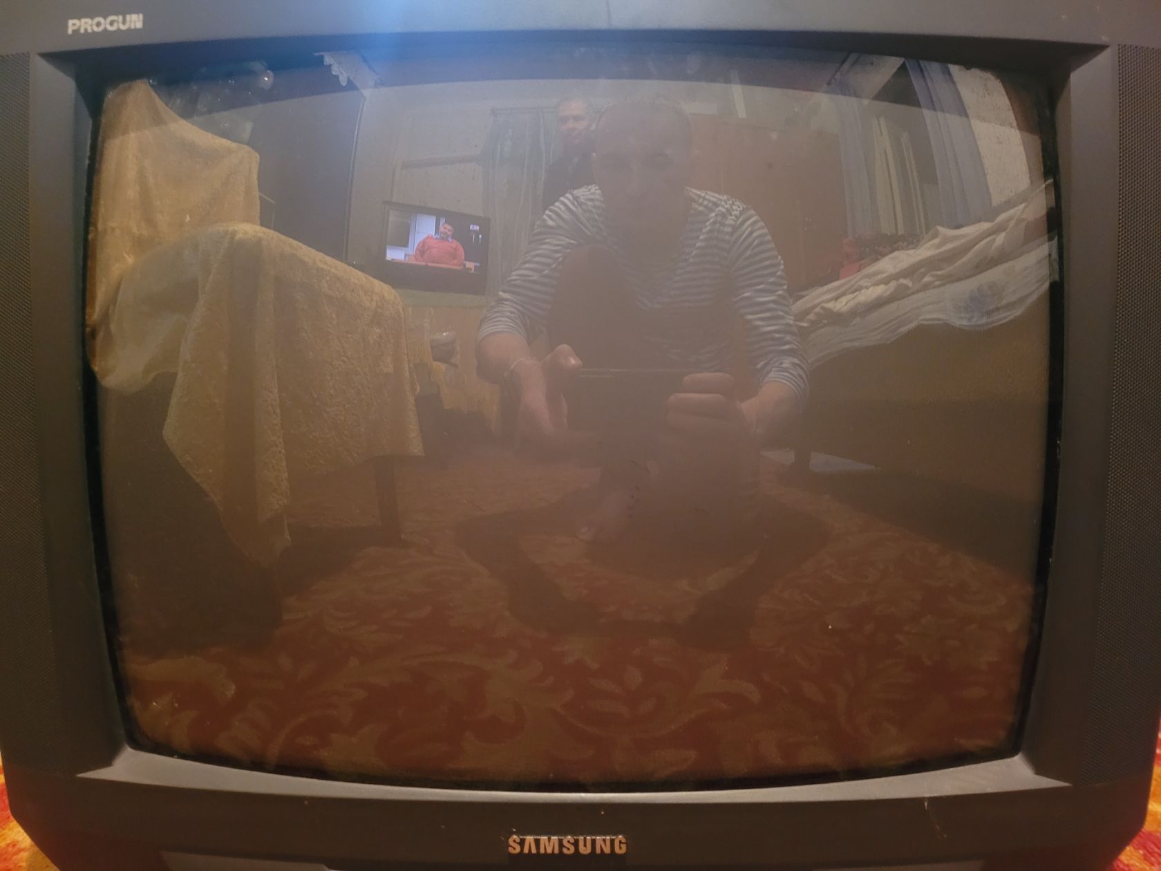 Телевизор Samsung SK-20C8VR - фото фото фото 2