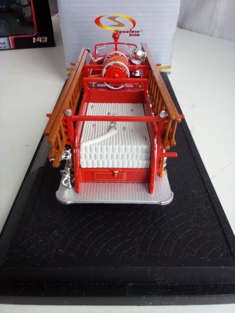 1939 Packard Fire Engine by Yat Ming 1/43 - фото фото фото 6