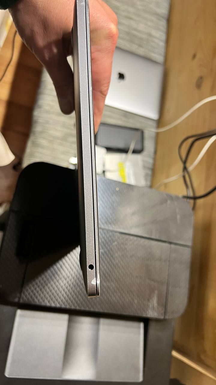 Macbook Pro Retina Early 1708 2017 - фото фото фото 8