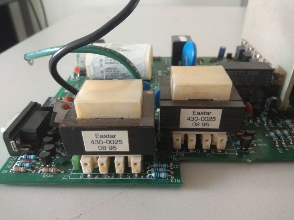 Плата 640-0702-A rev10 APC Smart UPS Control Board BUK456-60H - фото фото фото 1