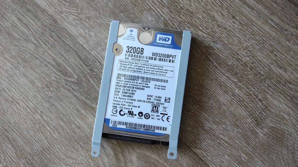 HDD 320 GB для ноутбука - фото фото фото 0