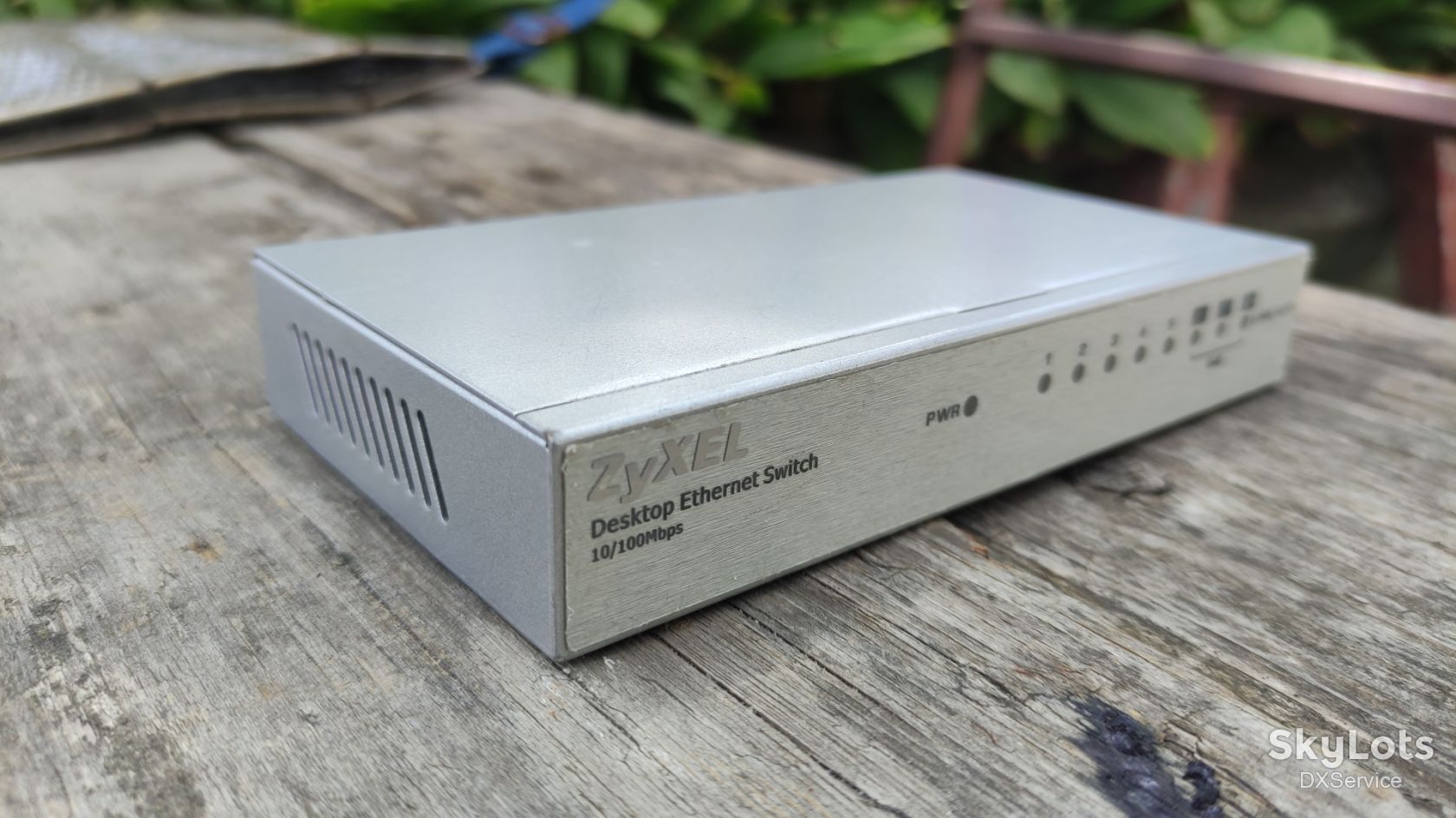 Zyxel ES-108A восьмипортовый коммутатор Fast Ethernet - фото фото фото 0