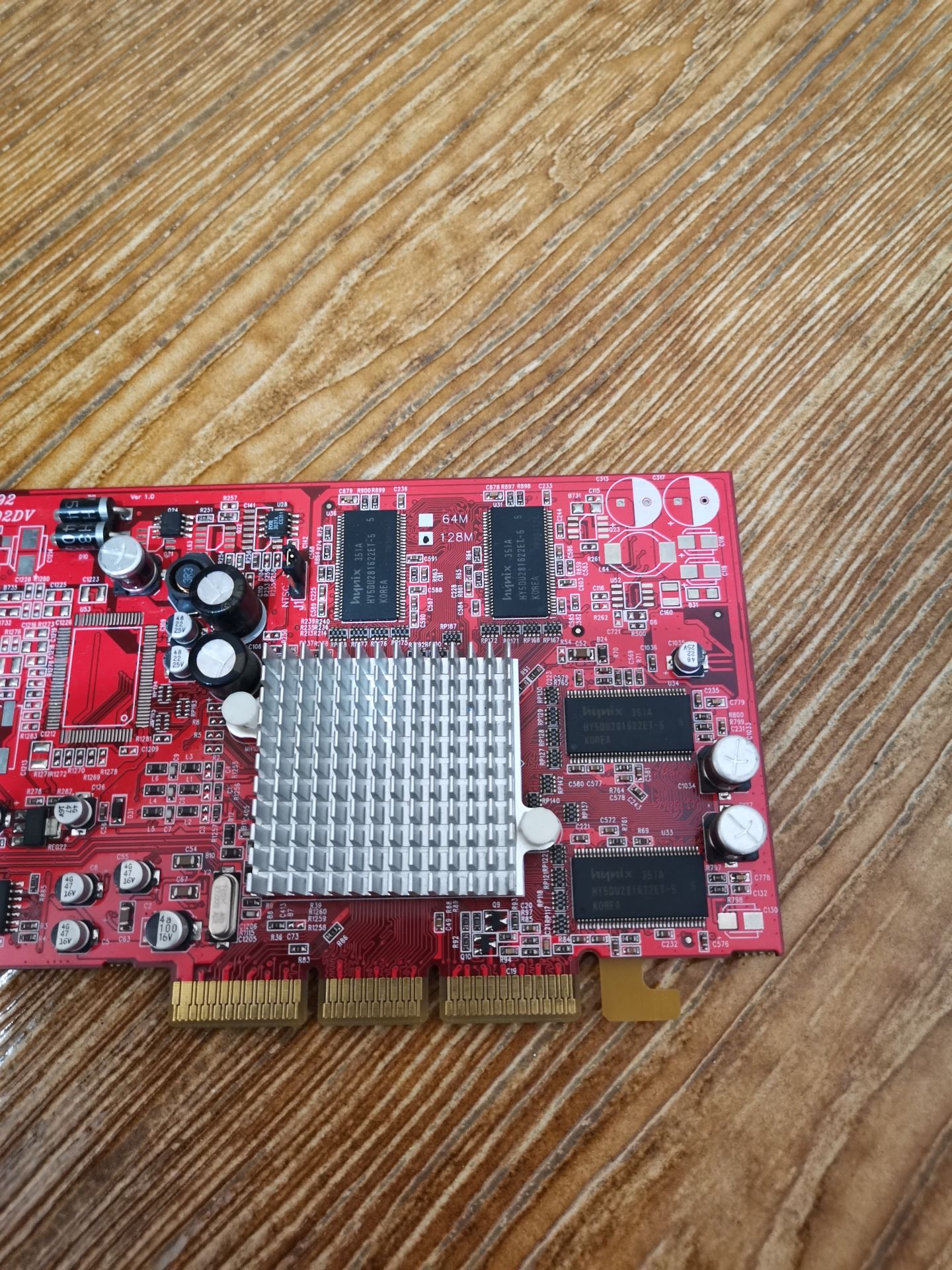 Видеокарта ATI Radeon 9200 AGP 4X/8X - фото фото фото 3