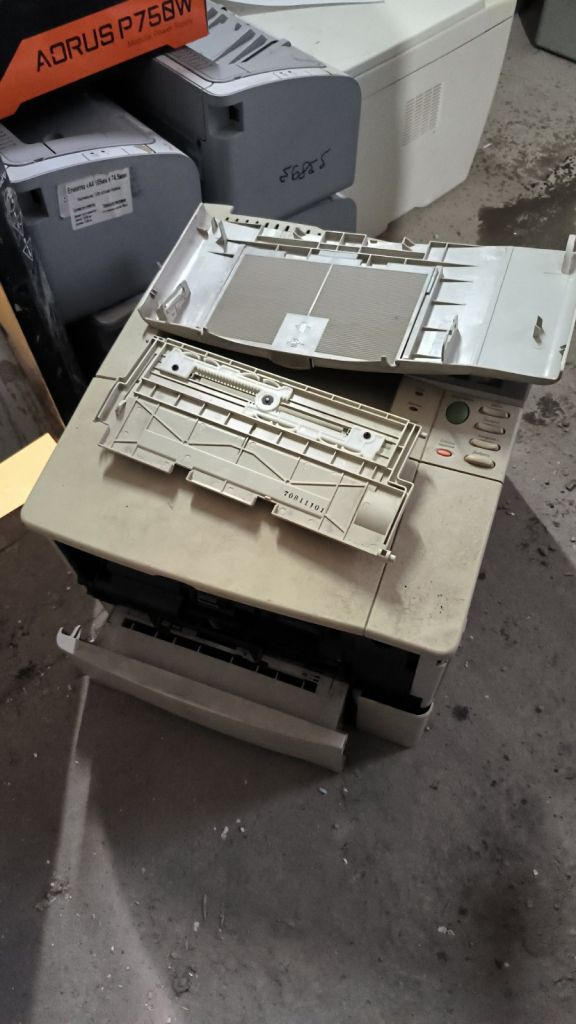 Принтер HP LaserJet 4000n N1x - фото фото фото 5