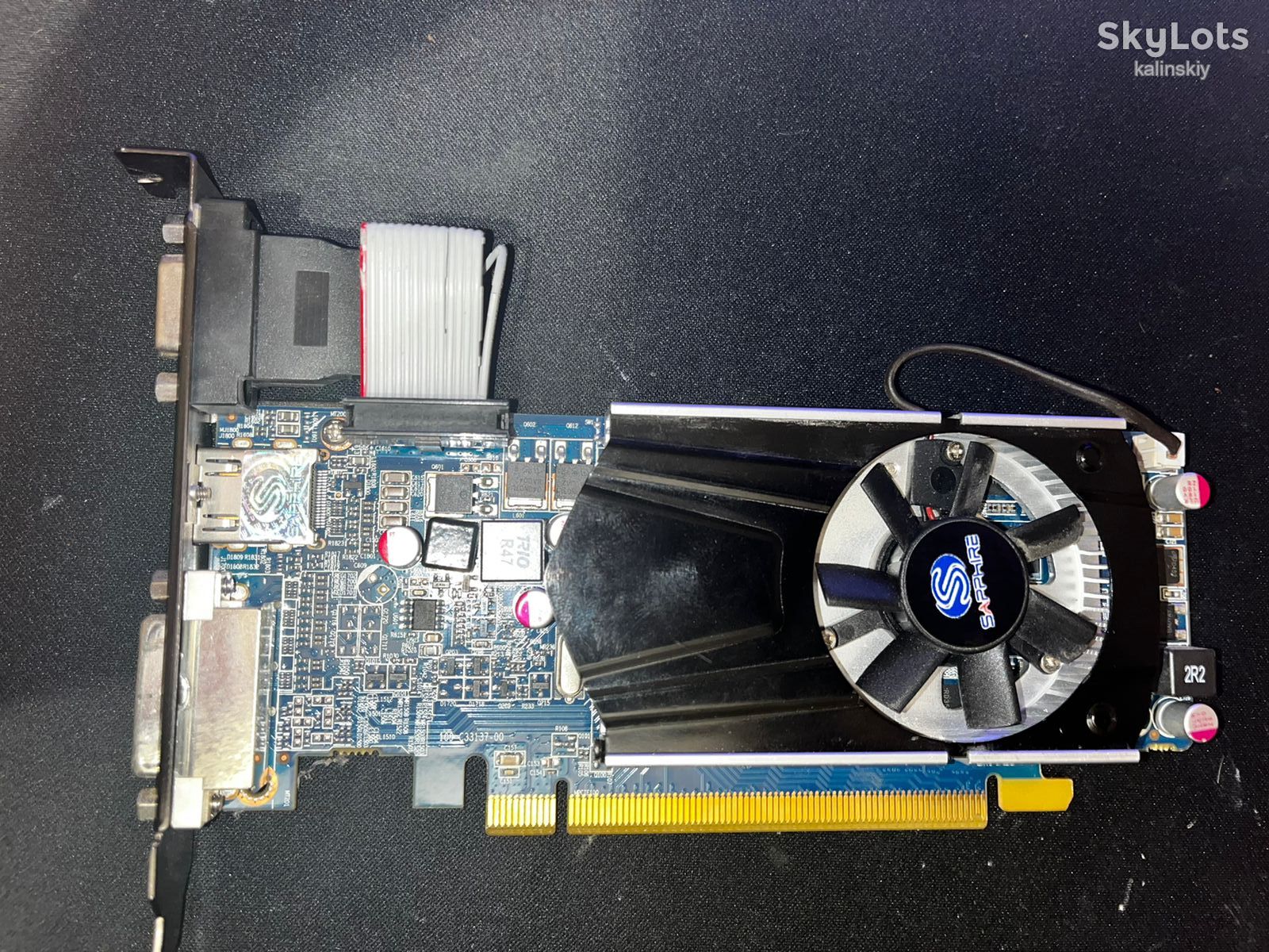 Відеокарта Sapphire Radeon HD6570 1GB GDDR3/128BIT/HDMI/DVI/VGA - фото фото фото 0