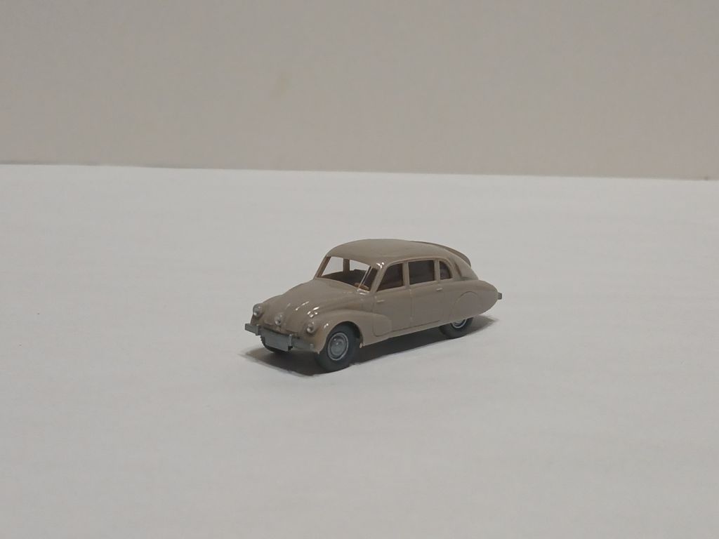 Автомобіль TATRA 87. WIKING 1:87 H0  (11832). - фото фото фото 0