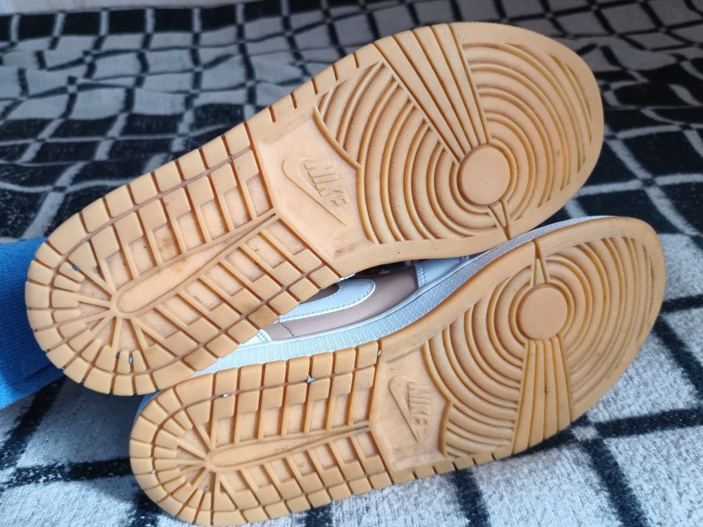 Кросівки Jordan 1 Low - фото фото фото 4
