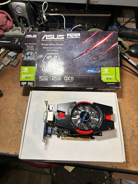 Видеокарта Asus GeForce GT 640 GT640-2GD3 2GB PCI-E № 232704234 - фото фото фото 0