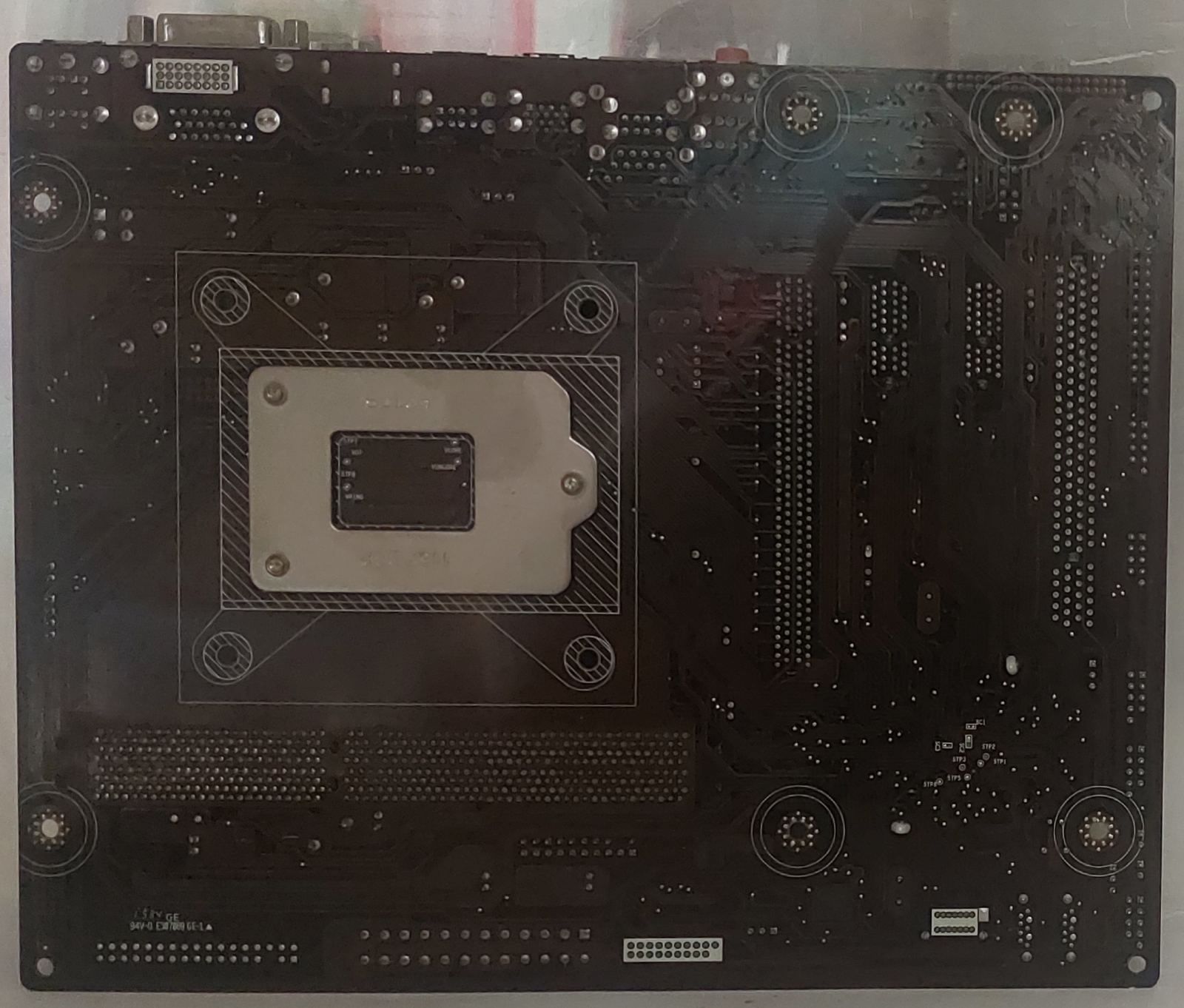 Материнська плата ECS H81H3-M3 V1.0 /Socket 1150/MicroATX/2 x DDR3/  б/в - фото фото фото 4