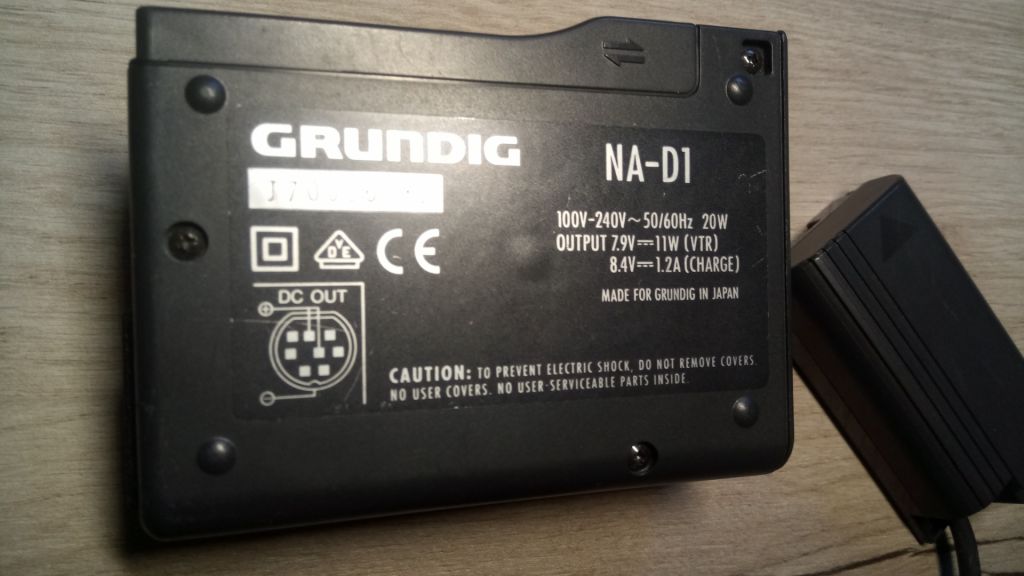 БЛОК ПИТАНИЯ ЗАРЯДКА GRUNDIG NA-D1 ORIGINAL - фото фото фото 1