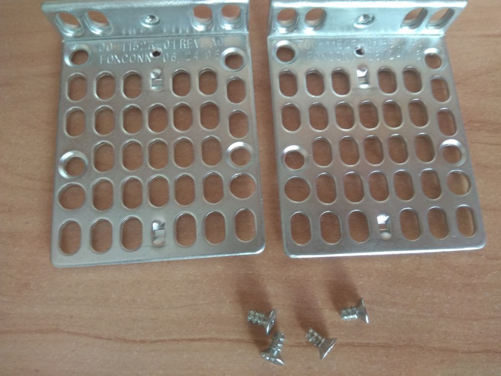 Рельсы, уши Cisco Rack Mount Bracket 700-11523-01 1.5RU RCKMNT-1.5RU - фото фото фото 0