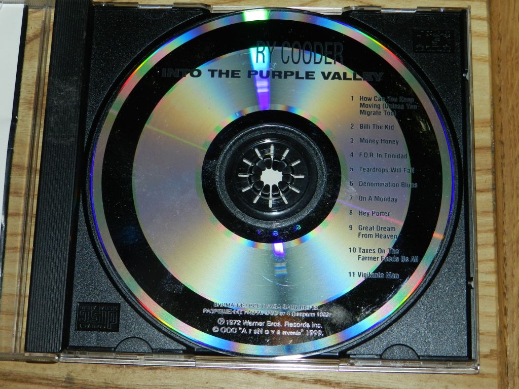 CD   Ry Cooder - into the purple valley - фото фото фото 1