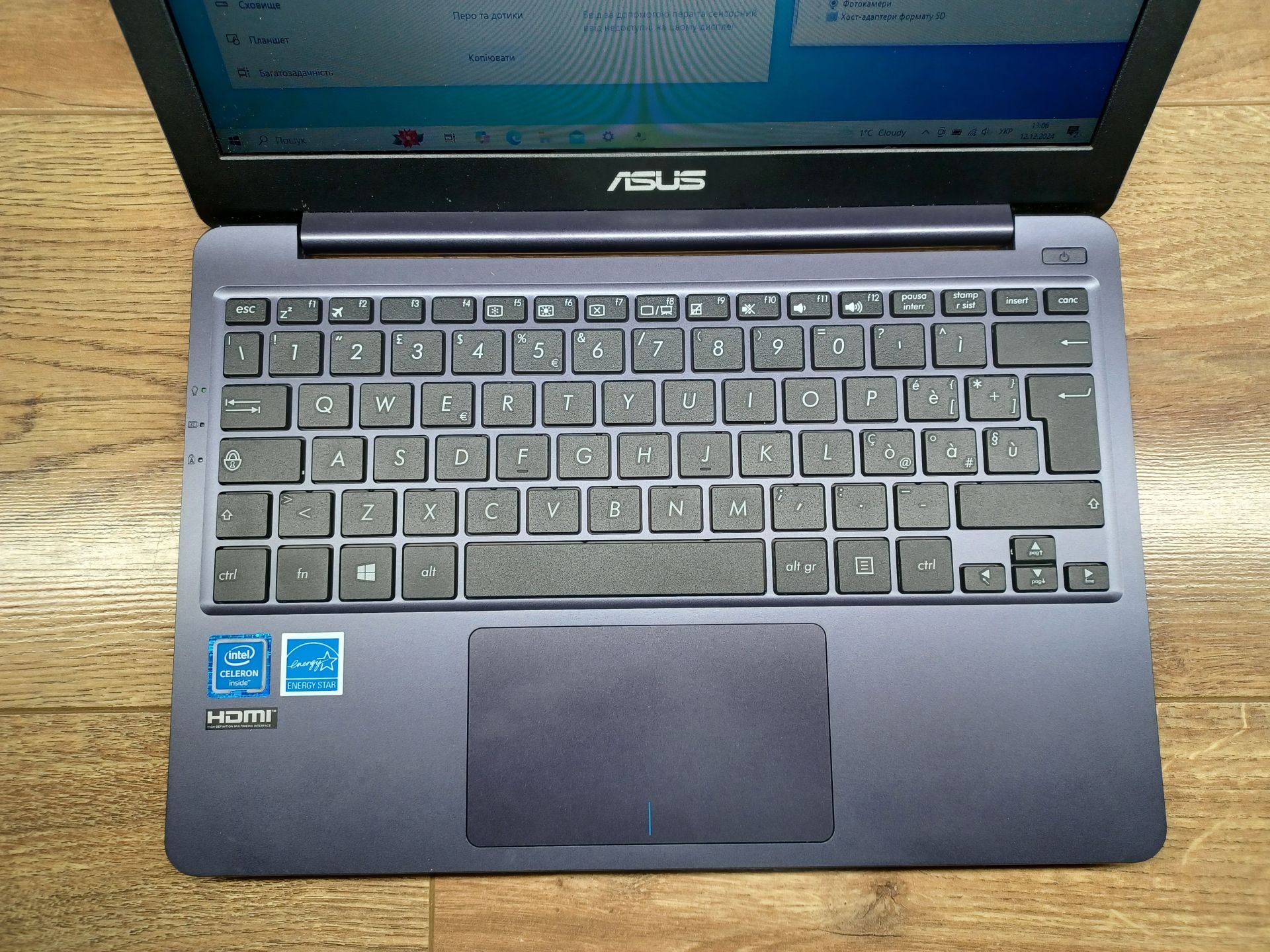 Ноутбук ASUS R203M №56 - фото фото фото 2