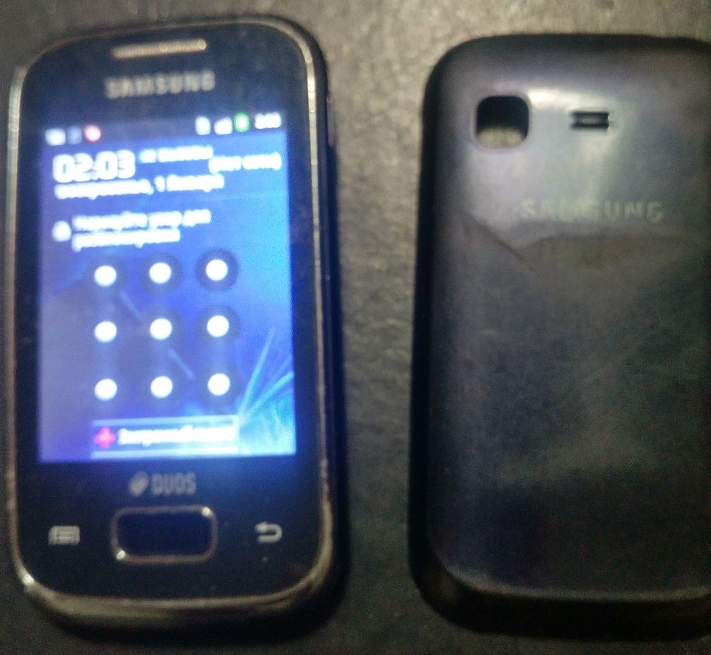 Телефон Samsung Galaxy Pocket Duos GT-S5302 на Андроиде - фото фото фото 2