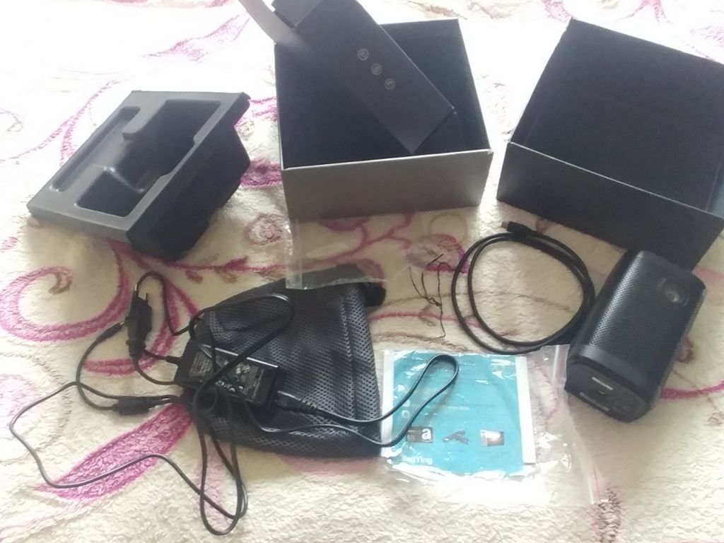DLP мини проектор  с bluetooth колонкой pico projector SEEYING MT - фото фото фото 2