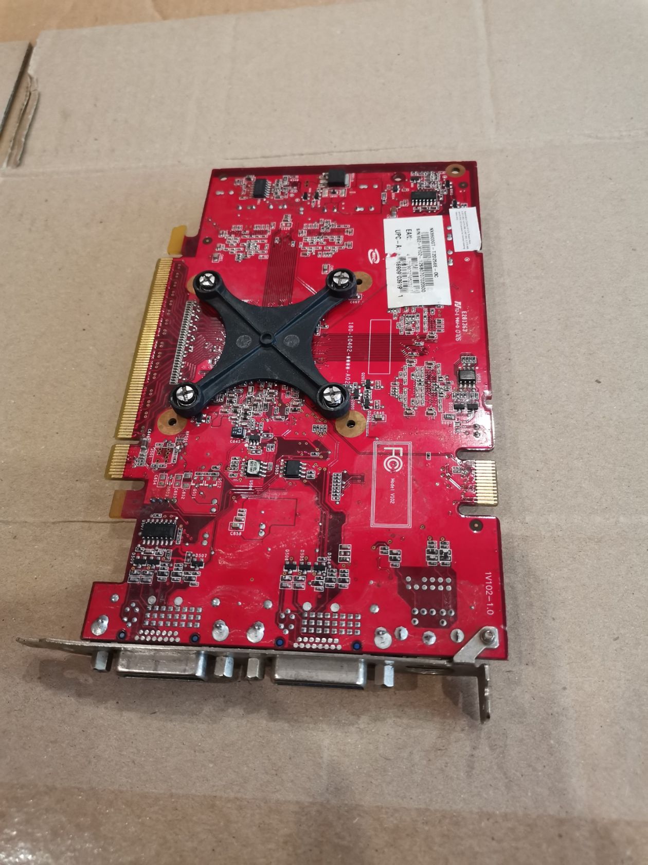 Видеокарта MSI NX8600GT-T2D256E-OC GDDR3 PCI Express x16 - фото фото фото 6