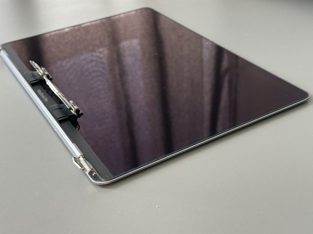 Дисплей для ноутбука MacBook Pro A1989  (2019) Original - фото фото фото 2