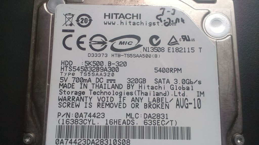 Жорсткий диск Hitachi 320 Gb  SATA - фото фото фото 1