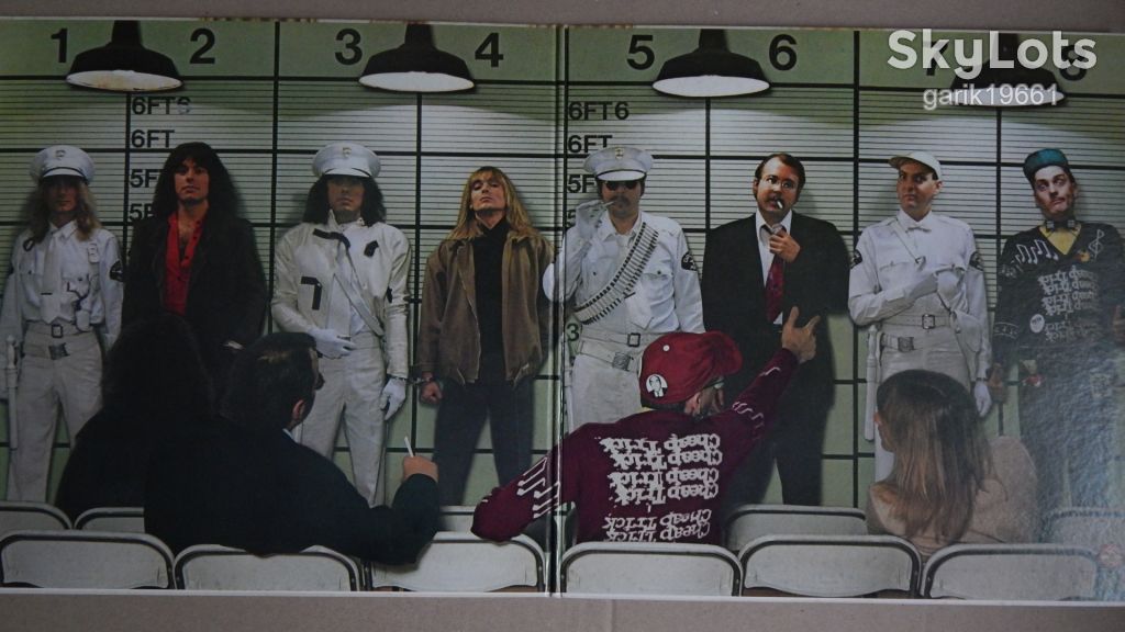 Cheap Trick – Dream Police  (Epic – 25-3P-50, Japan) insert NM-/NM- - фото фото фото 2