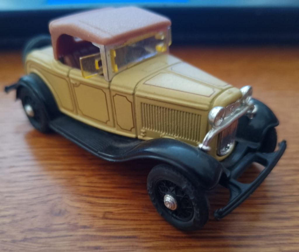 Модель 1:43, Ford Roadster Luxury, 1932 года. - фото фото фото 0