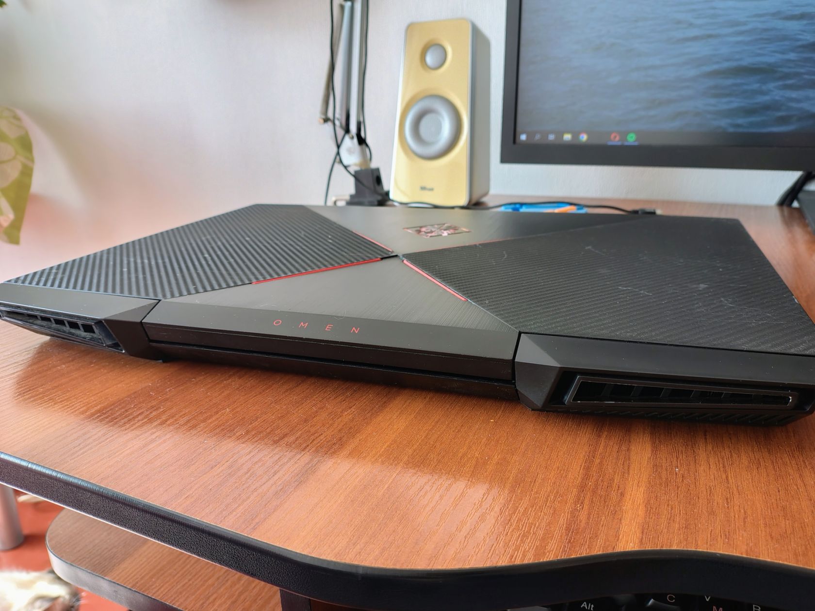 Игровой HP OMEN 17-AN  i7-8750H/GTX 1070 8Gb/DDR4 16Gb/SSD 256Gb/ 17.3" 120Hz - фото фото фото 4