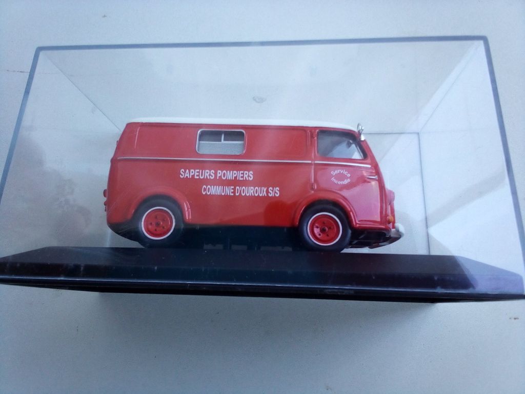 PEUGEOT D3A "POMPIERS" 1/43 ALTAYA fire car - фото фото фото 3