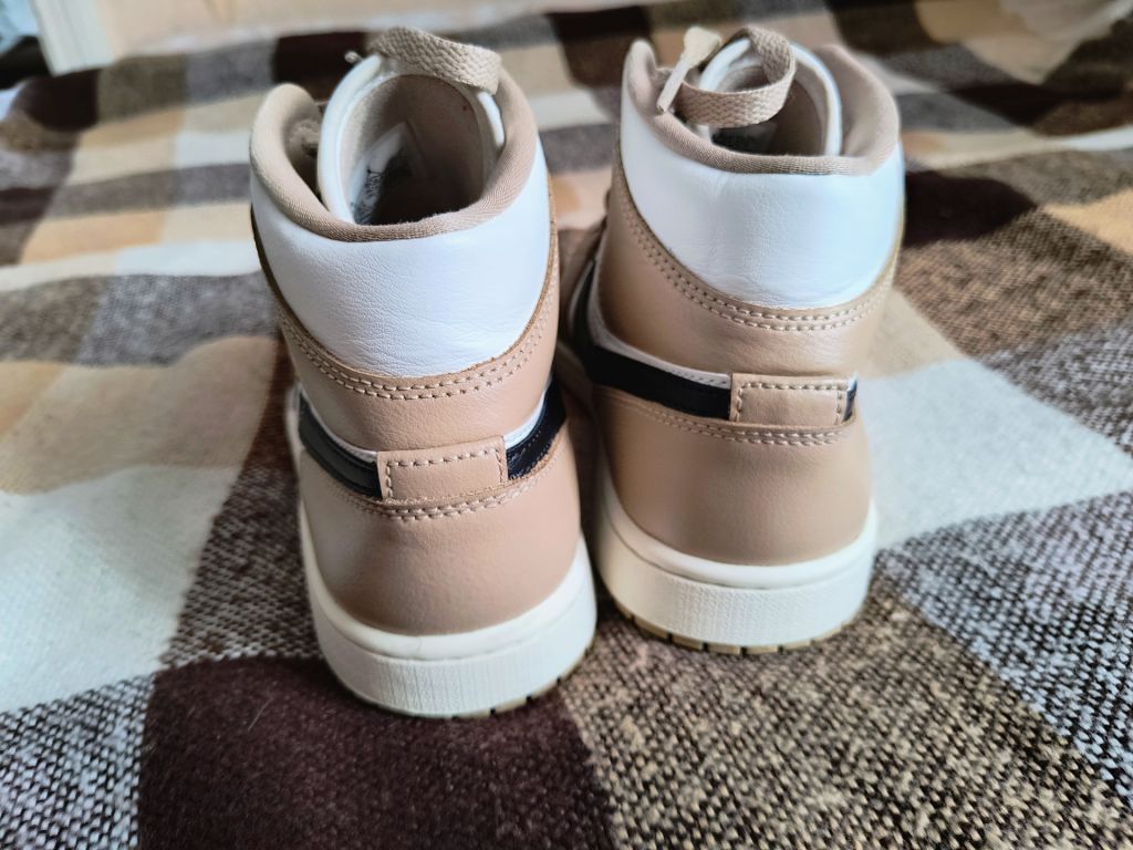 Кросівки Nike Air Jordan 1 Mid - фото фото фото 3