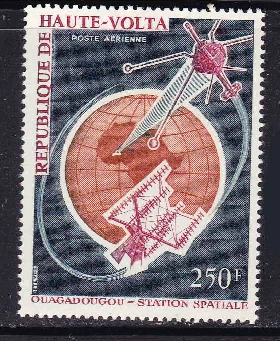 Космос . Верхняя Вольта / DHV  1966 г  MNH - - фото фото фото 0